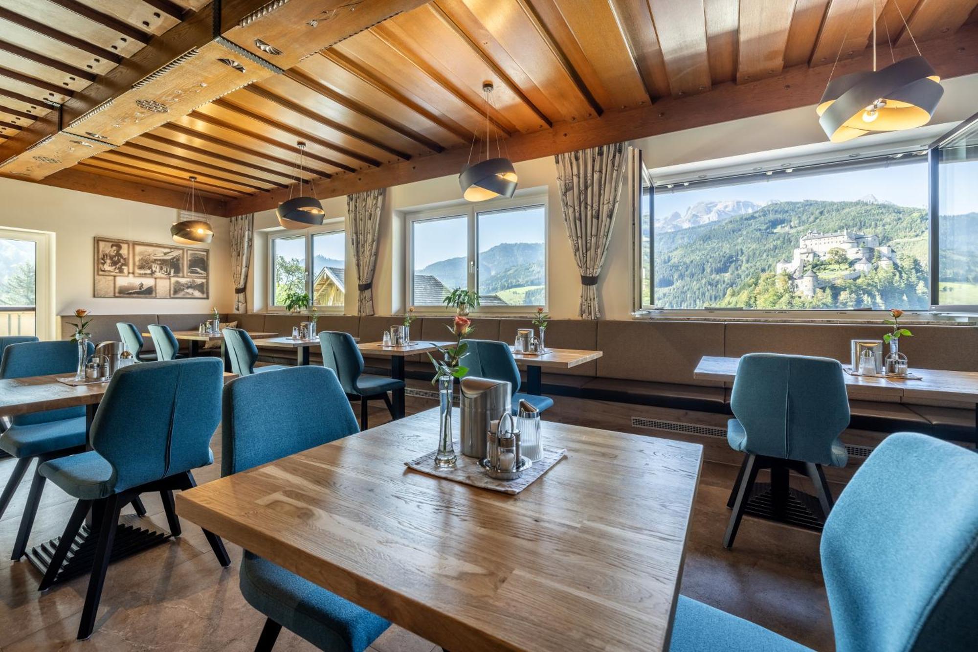 Der Burgblick-adults Only Werfen